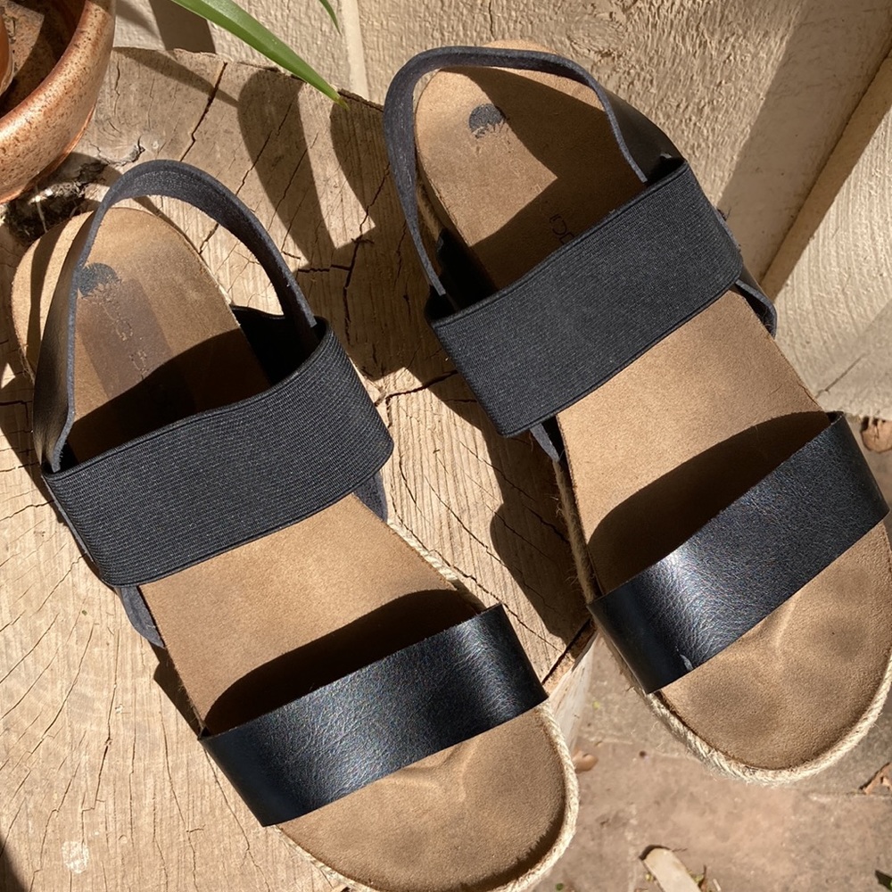 Platform Espadrilles - Picture 2 of 3